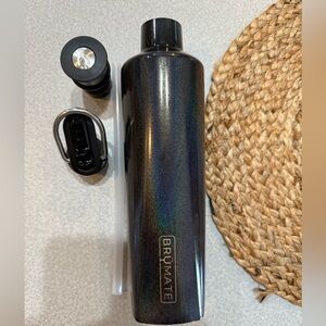 BrüMate 20oz Black Glitter Bottle
